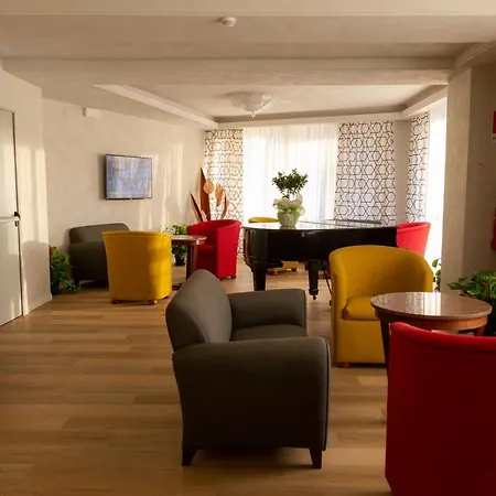 Wave Hotel-2