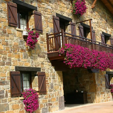 Eco Hotel Rural Lurdeia - Adults Only-2