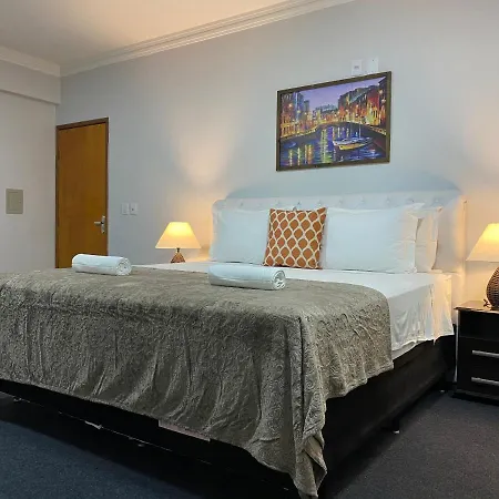 Quarto Luxo Silver-2
