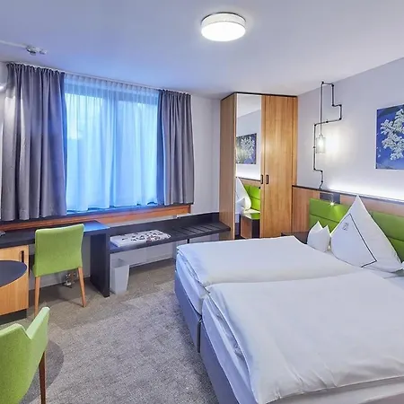 Landhotel Naafs-Häuschen-3