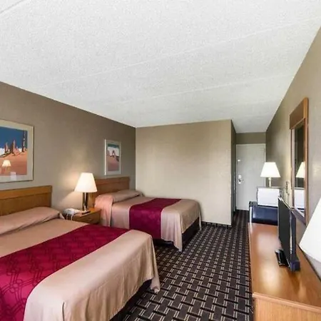 Econo Lodge Kerrville-3