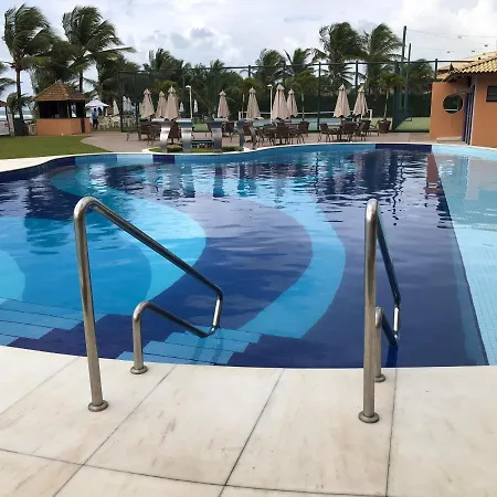 2 Suítes, Guarajuba, piscina frente mar-2