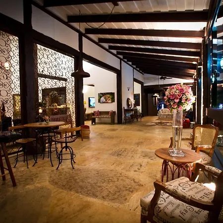 Casa da Quineira Boutique Hotel-3