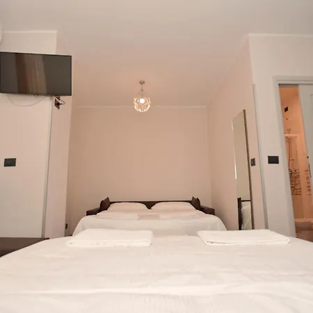 Hotel & Apartments " Perpoin "-2