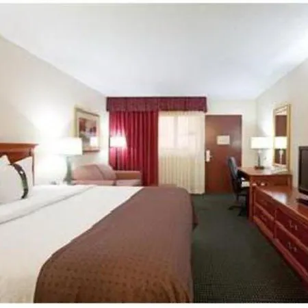 Ramada Inn Lafayette Conference Center-3