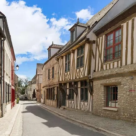 Ogaux Vieux Remparts-2