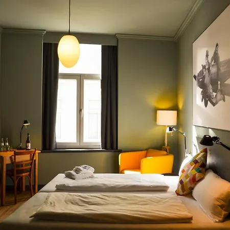 Storyhotel Bergischer Hof Königswinter-3