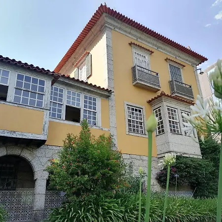 Camelia Rooms-2