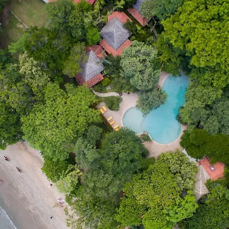 Capitan Suizo Beachfront Boutique Hotel-3