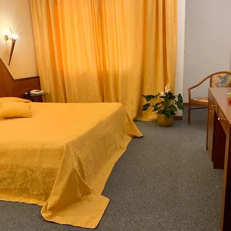 Hotel Cangrande Di Soave-3