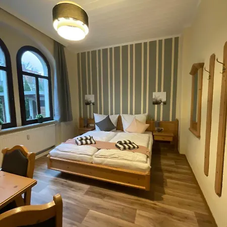 Pension Lindenhof-3