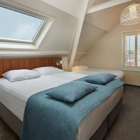 Badhotel Renesse-2