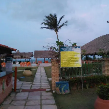 Hotel Das Falesias-2