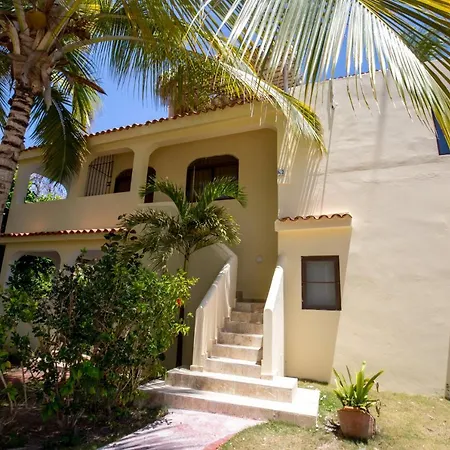 Los Corales Beach Village-2