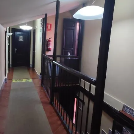 La Posada De La Magistral-2