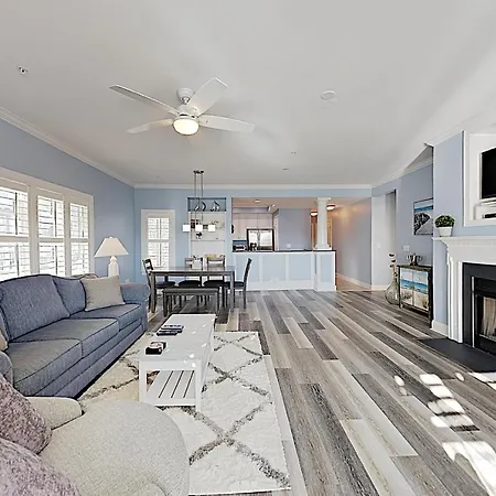 Carolina Bay Unit 104-3