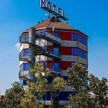 Business Hotel-2
