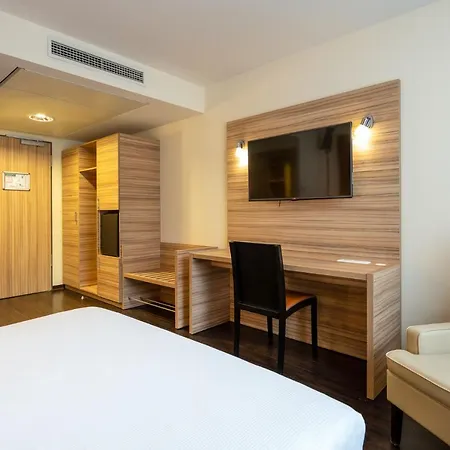 Messe & Airport Hotel Stuttgart-3