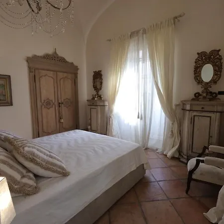 Casa Raiola Ercolano Luxury Rooms&Spa-3