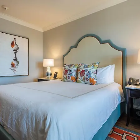 The Pearl Hotel-2