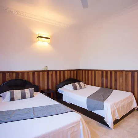 Le Tigre Villa-2