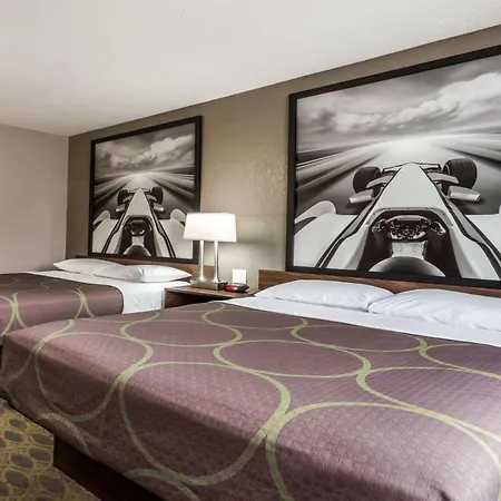 Super 8 By Wyndham Willows-2