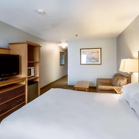Red Lion Inn & Suites Seaside-2