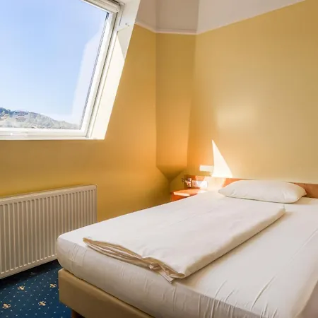 Aparthotel Astro - Nichtraucherhotel-2