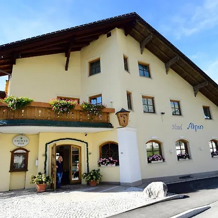Hotel Alpin-3