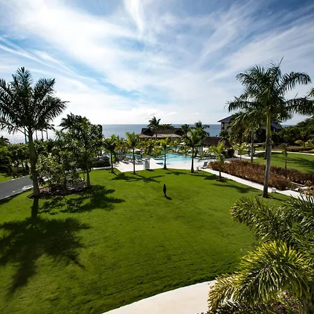 The Cliff Hotel-2