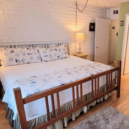 Sea Sands Condominium #103-2