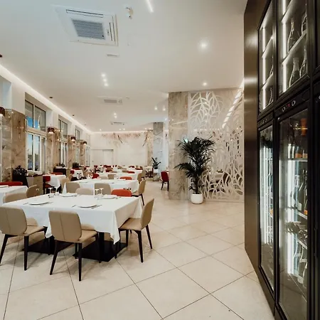 Hotel Falli-3