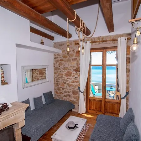 Aeolos Guesthouse-2