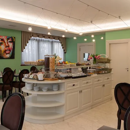 Hotel Roxy Plaza-2