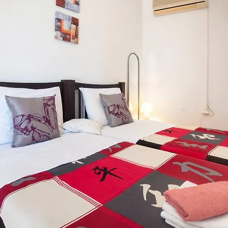 Split Accommodation-2