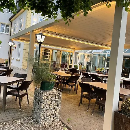 Hotel-Gasthof Hüttensteinach-3