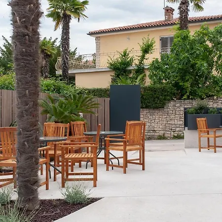 Boutique Hotel Lili-2