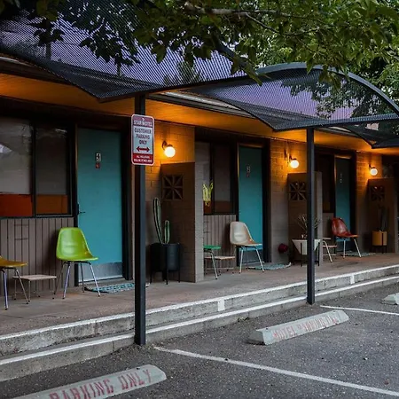 Historic Star Motel-2