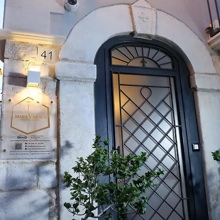 Mare Versus Luxury Suites-2