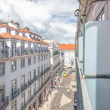Happy At Chiado-2