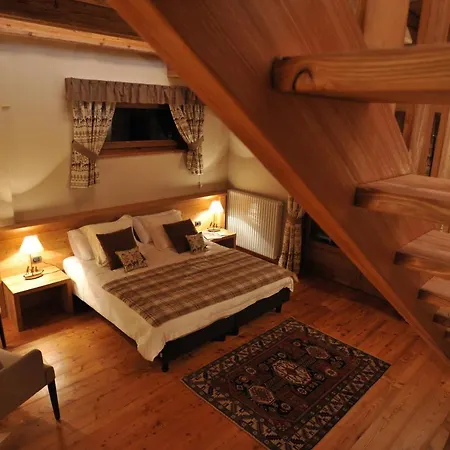La Madonnina Del Gran Paradiso Wellness Hotel-2