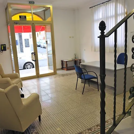 Hostal Puerto Lepe-2