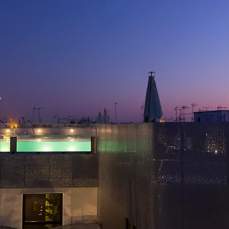 Hotel Macia Sevilla Kubb-3