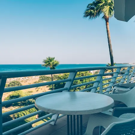 Iberostar Waves Royal Andalus-3