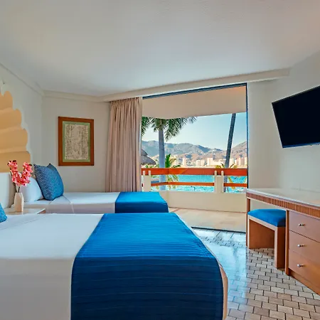 Park Royal Beach Acapulco-3