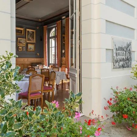 Hôtel France et Chateaubriand-3