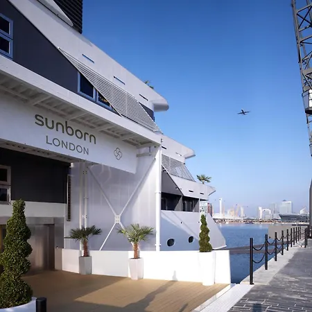 Sunborn London Yacht Hotel-3