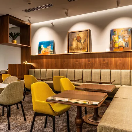 Crowne Plaza Paris - Neuilly, An Ihg Hotel-2