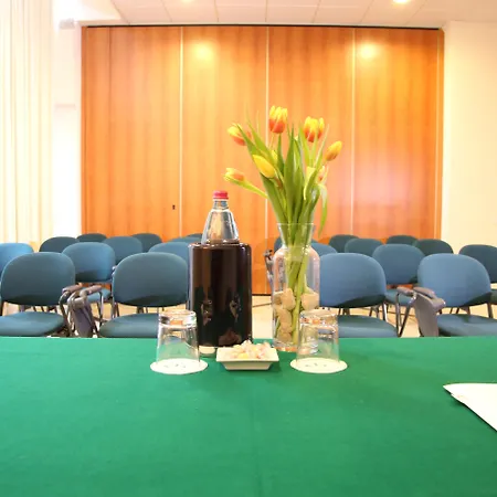 Phi Hotel Emilia-2