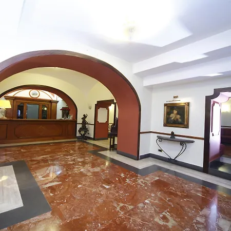 Hotel La Pace-3